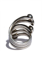 Load image into Gallery viewer, SILVER WRAP RING
