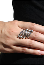 Load image into Gallery viewer, SILVER WRAP RING
